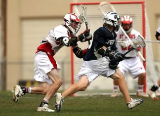 Lacrosse, der kleine Bruder des Krieges